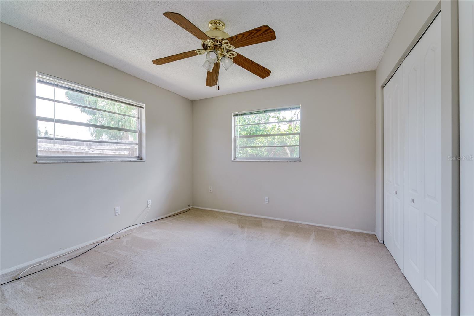 2419 TIMBERCREST CIR W — photo 32