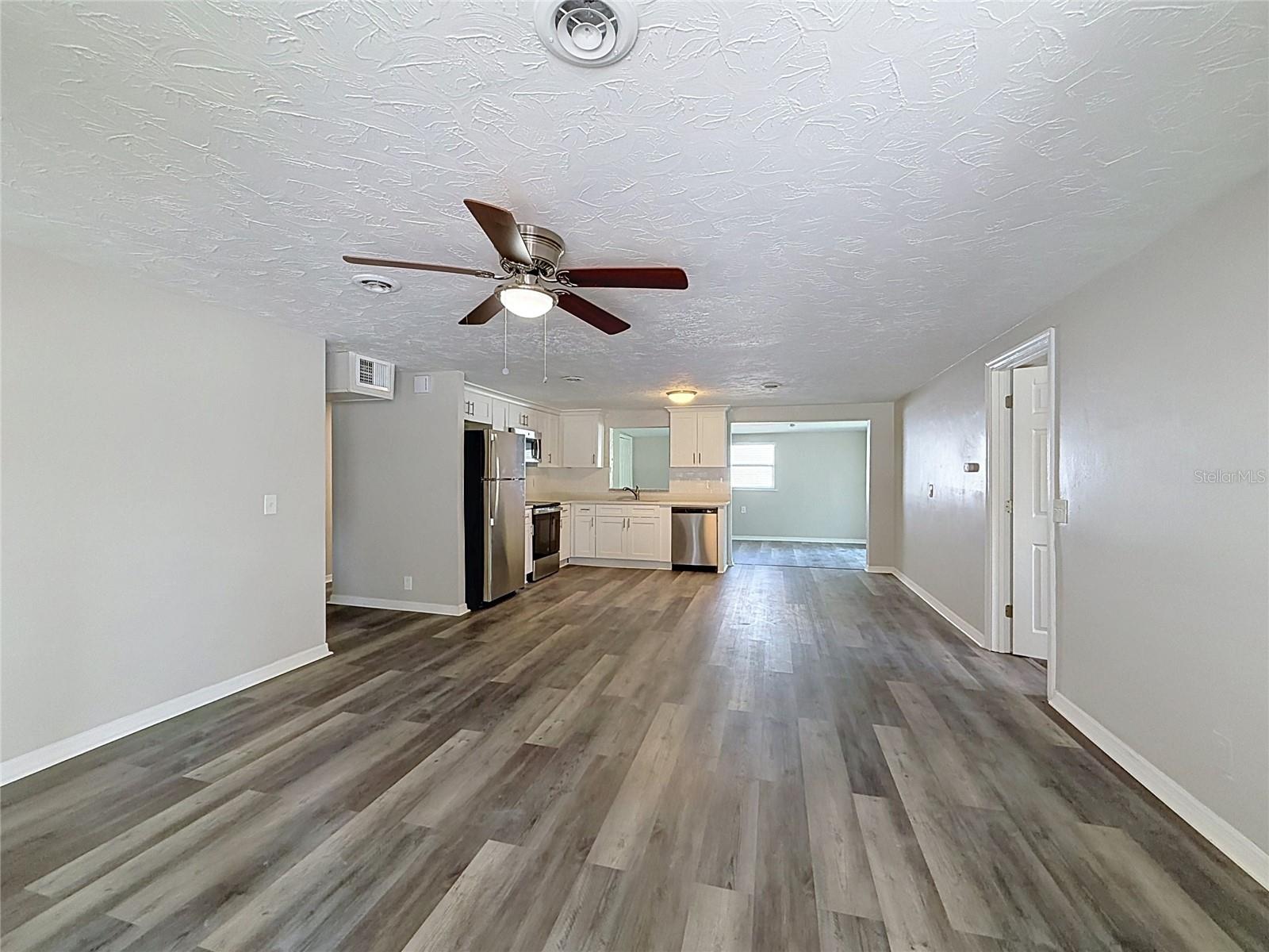 7509 NEW JERSEY AVE — photo 5
