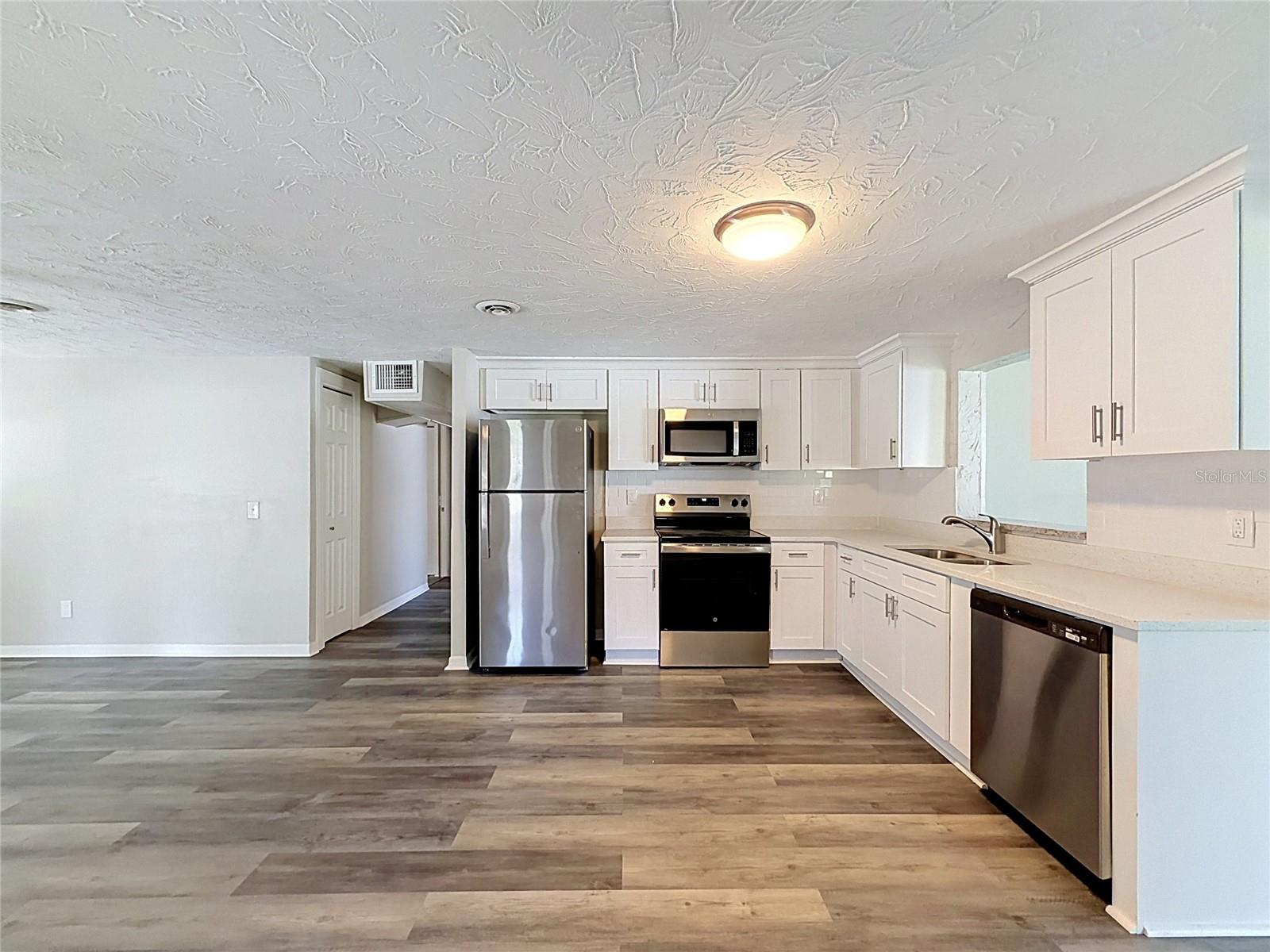 7509 NEW JERSEY AVE — photo 8
