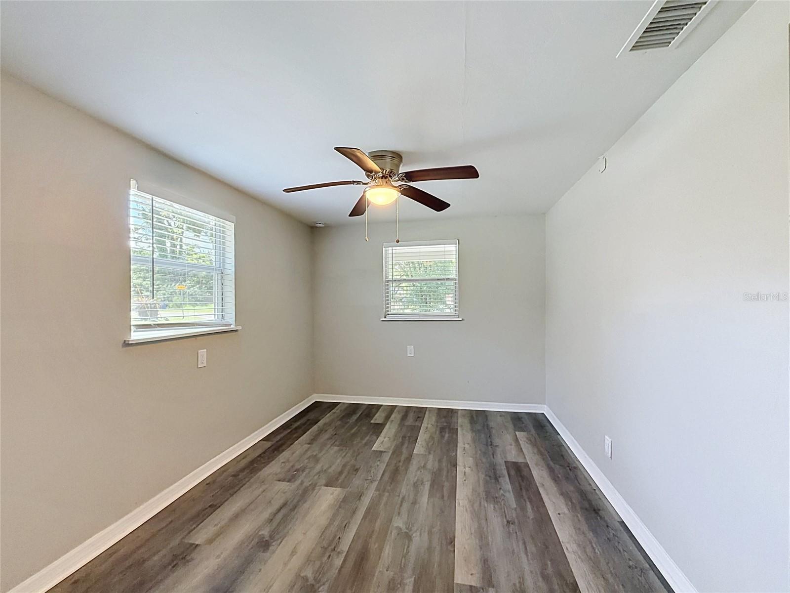 7509 NEW JERSEY AVE — photo 11
