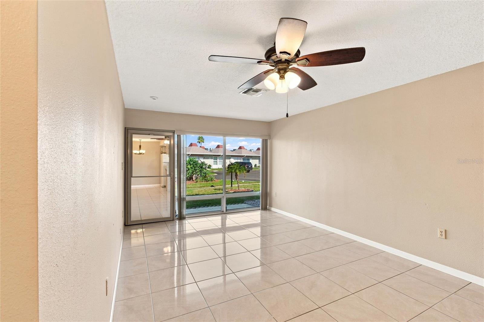 4344 TAHITIAN GARDENS CIR #D — photo 6