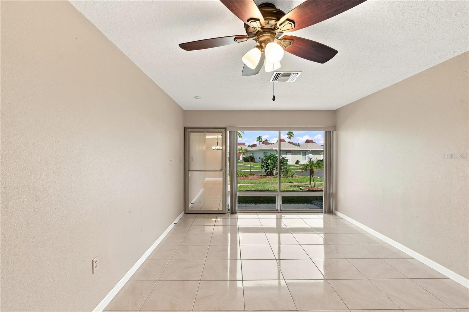 4344 TAHITIAN GARDENS CIR #D — photo 8