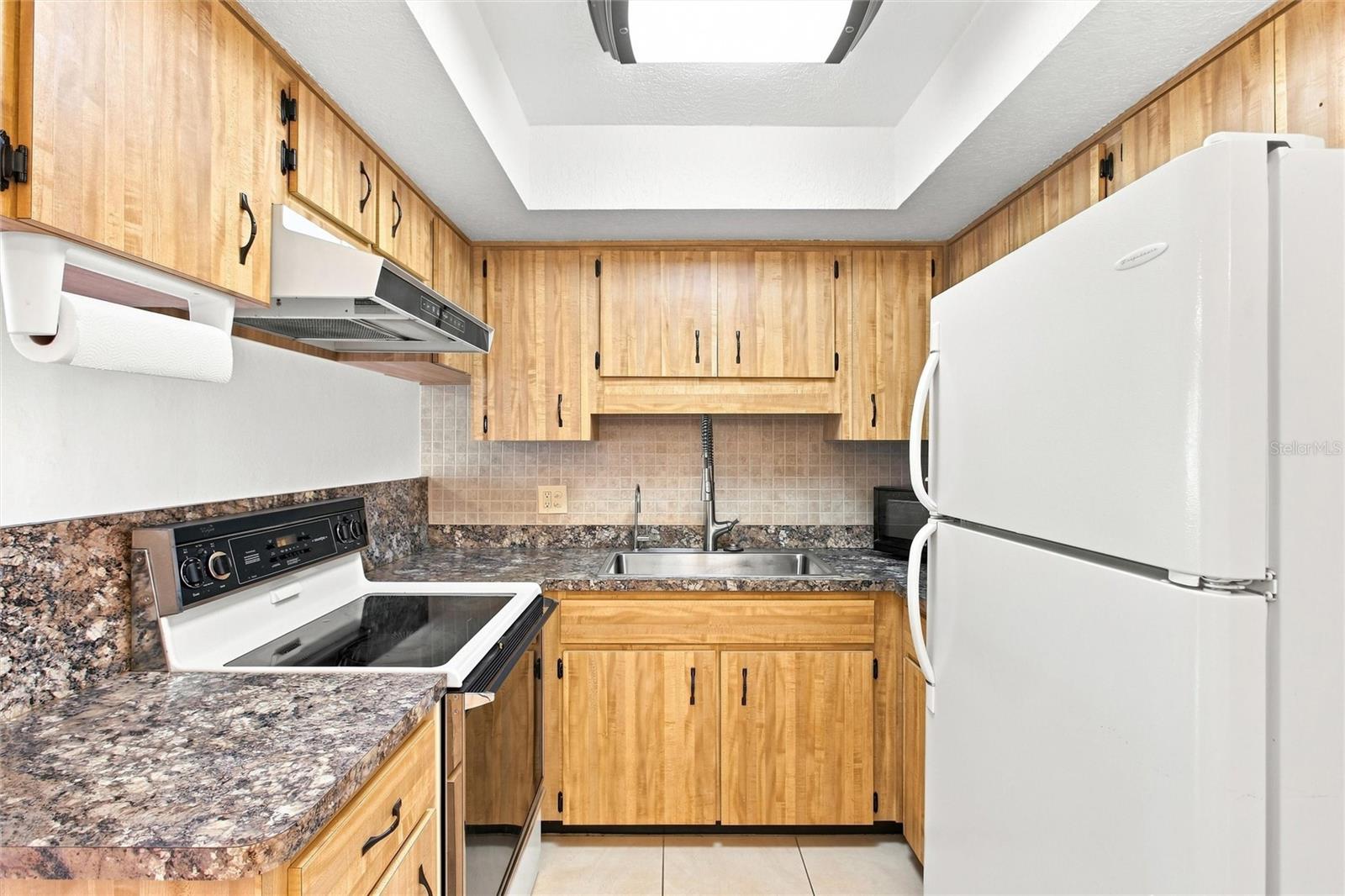 4344 TAHITIAN GARDENS CIR #D — photo 15