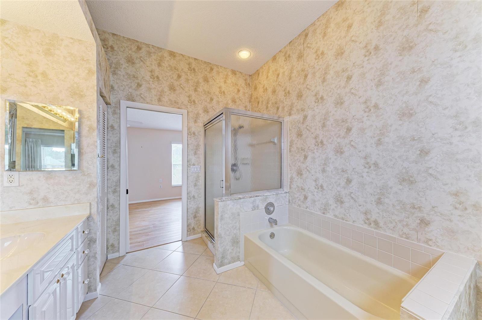 4227 PLACID DR — photo 26