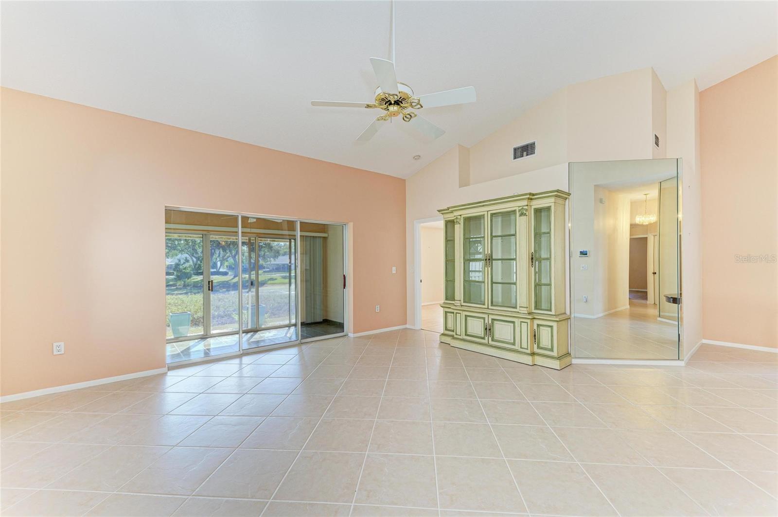 4227 PLACID DR — photo 10