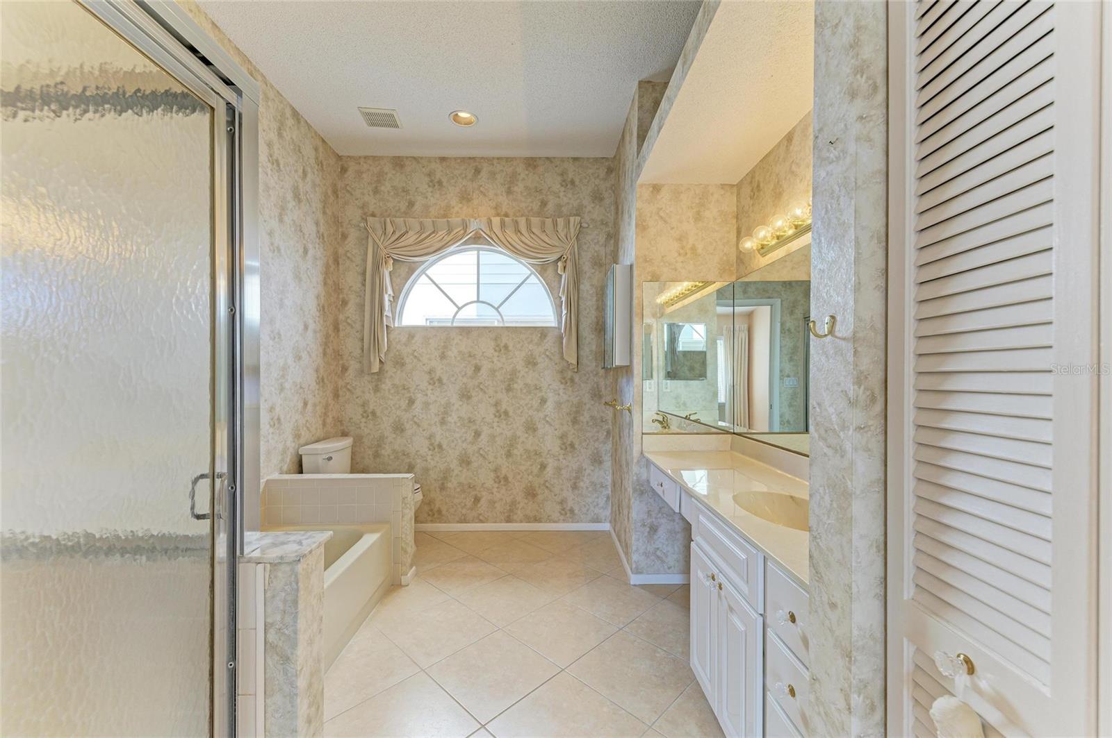 4227 PLACID DR — photo 23