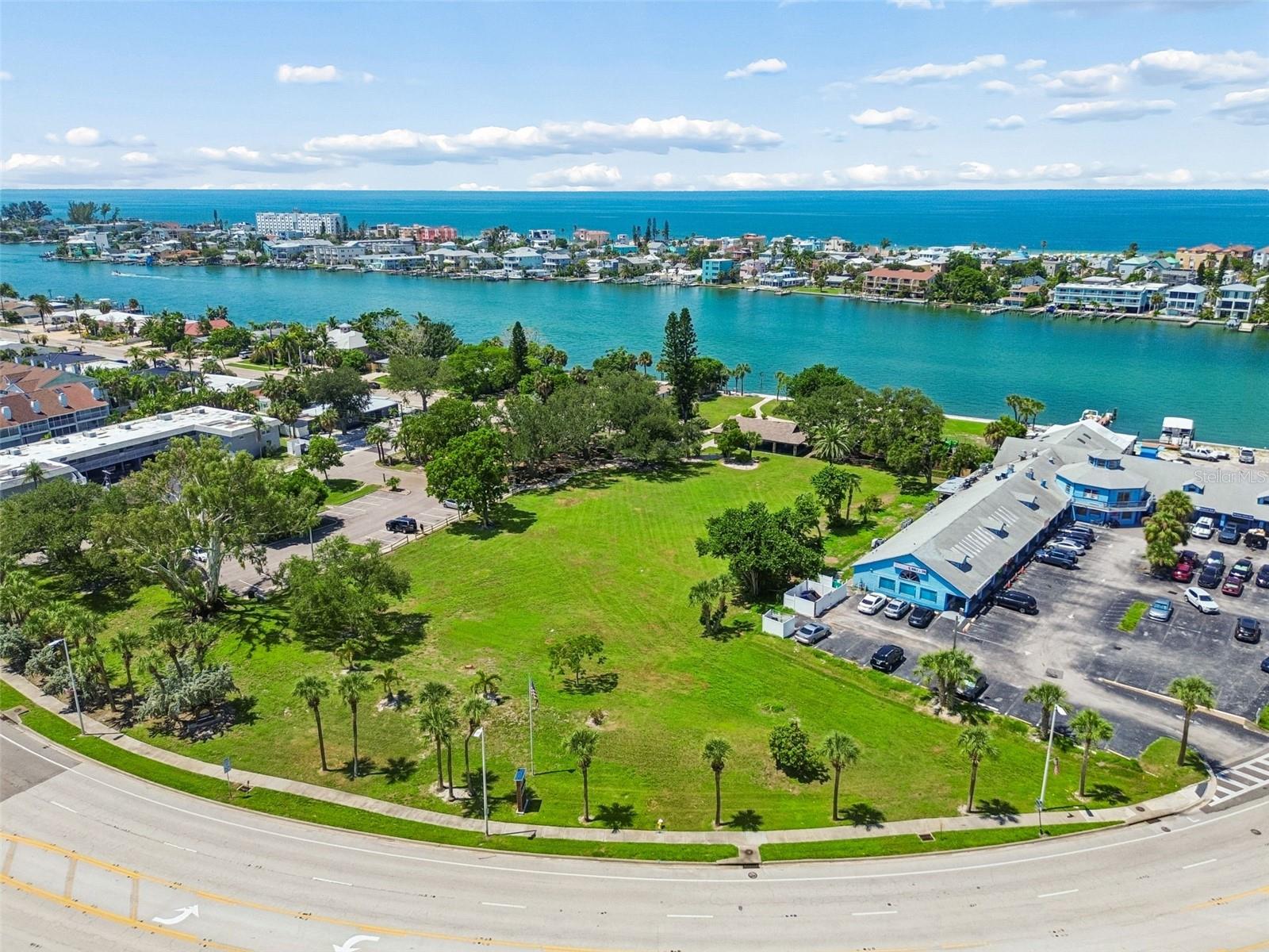 9300 GULF BLVD — photo 26