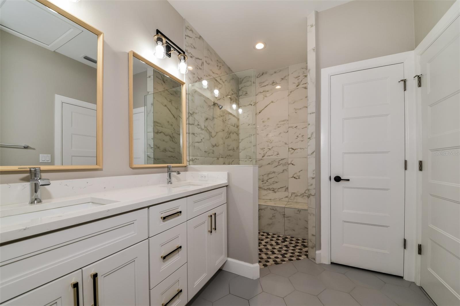 2646 MORRIETTA LN — photo 9