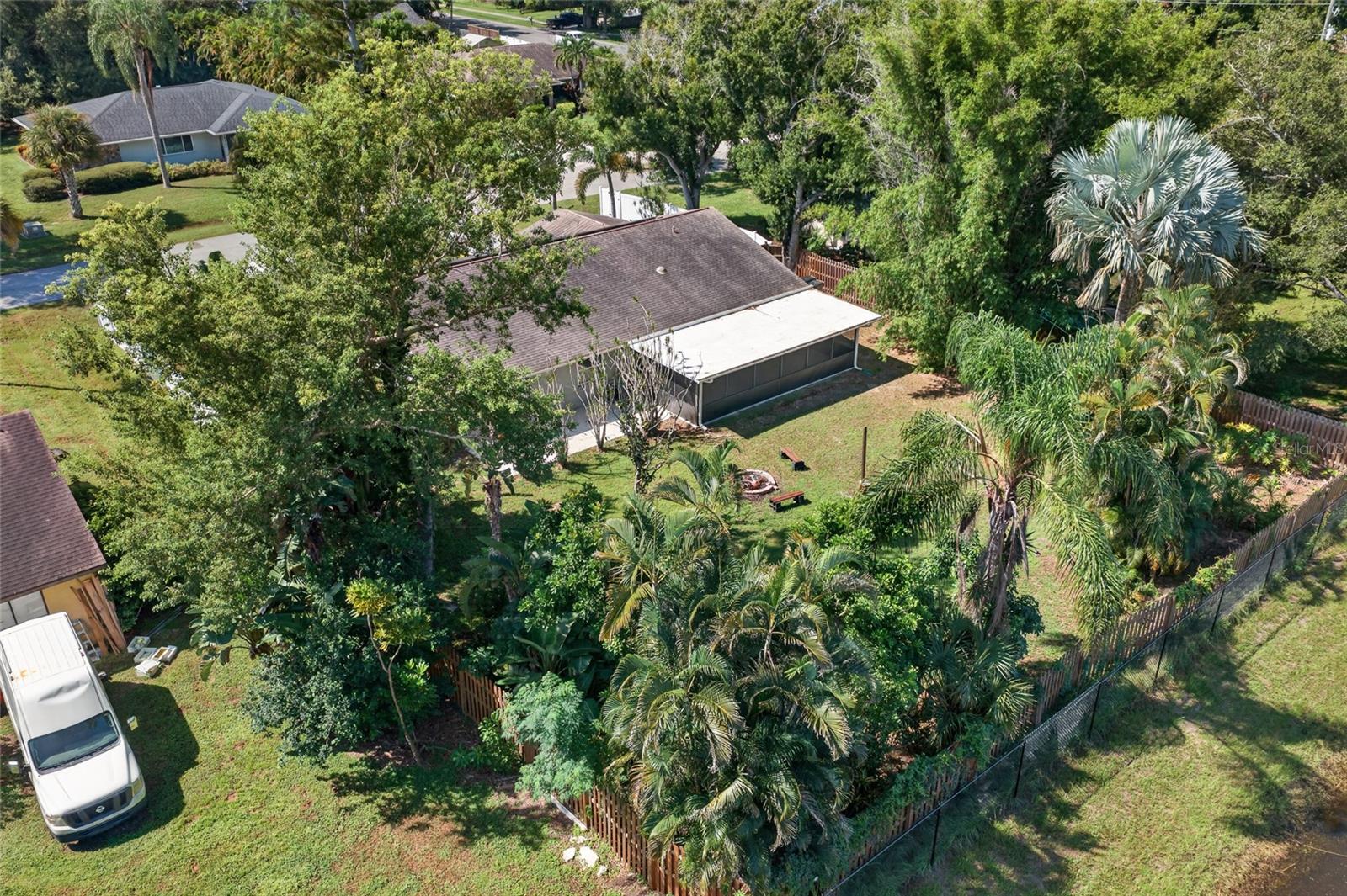 3917 SAWYERWOOD RD — photo 43