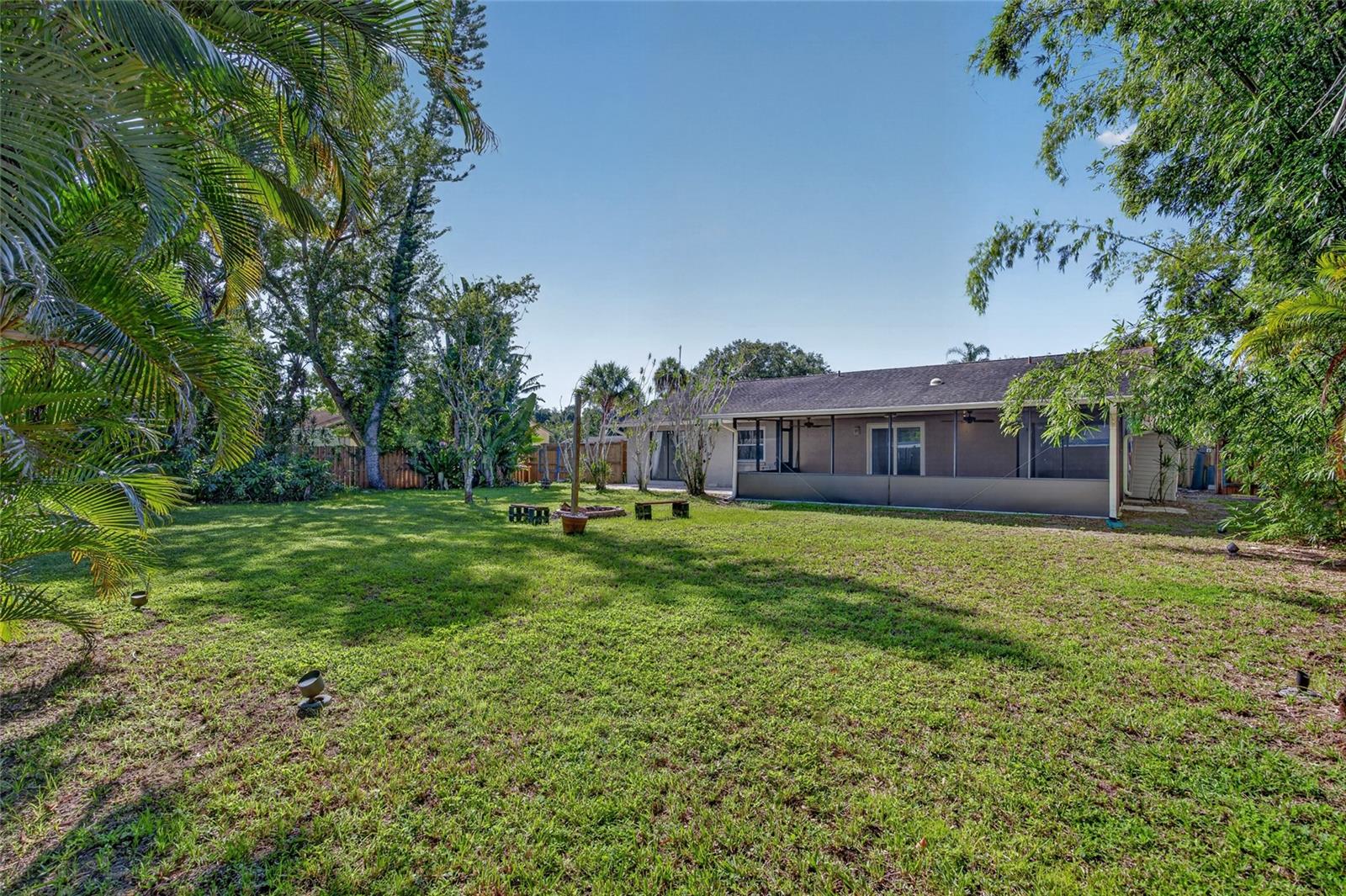 3917 SAWYERWOOD RD — photo 48