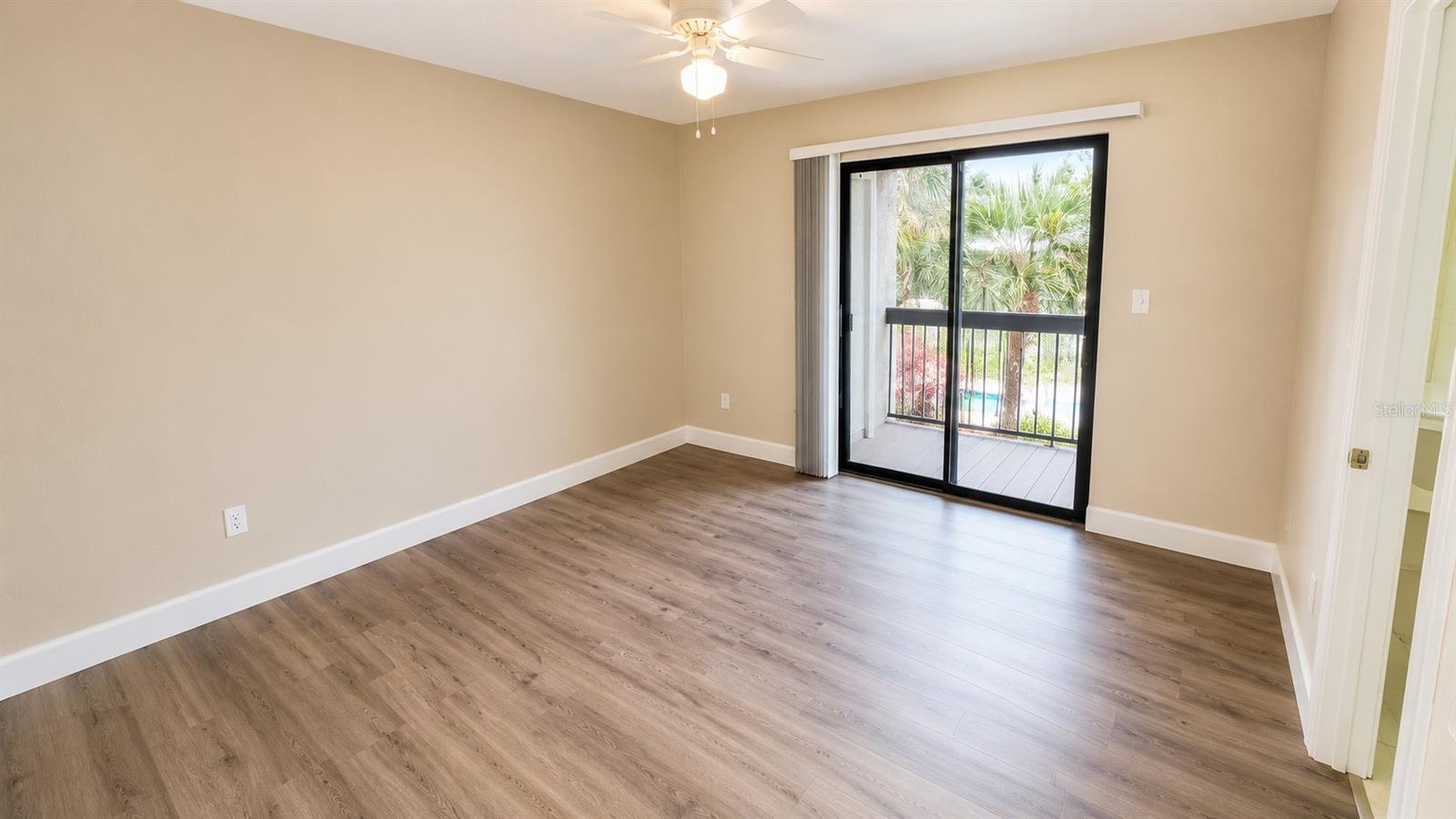 4033 CROCKERS LAKE BLVD #1923 — photo 6