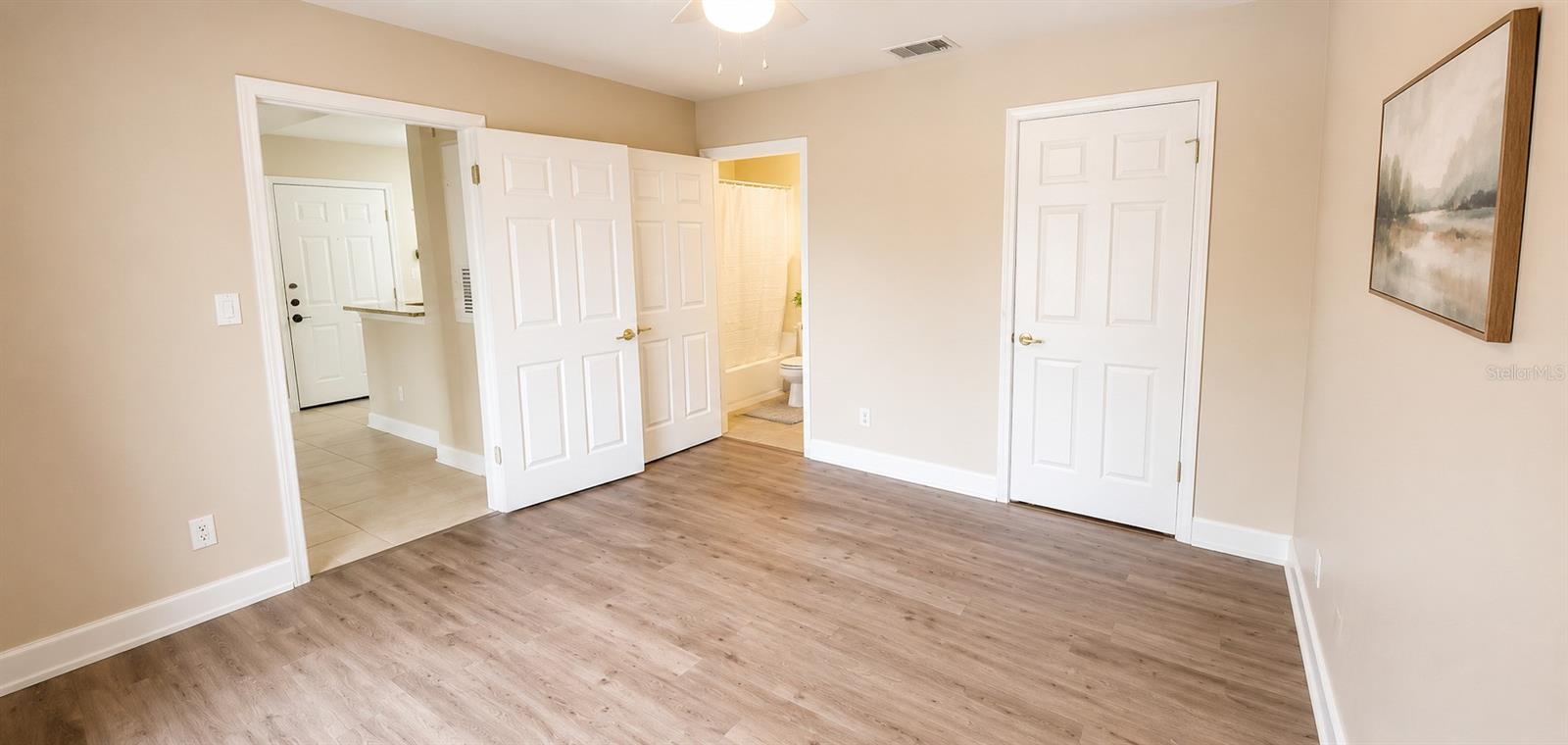 4033 CROCKERS LAKE BLVD #1923 — photo 8