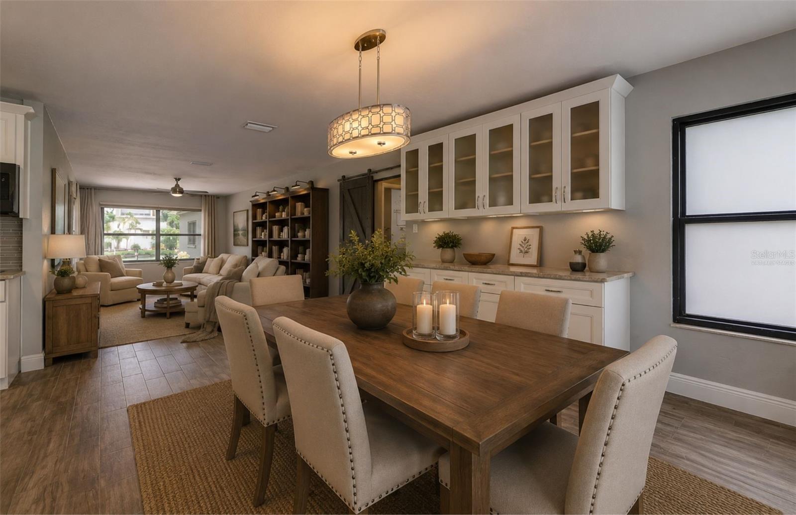 323 SUWANEE AVE — photo 30