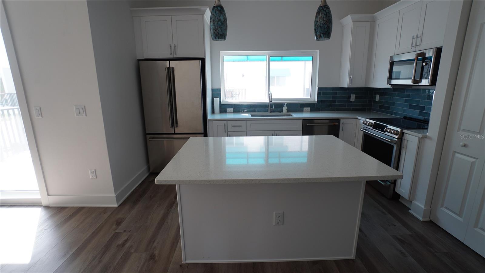 15405 GULF BLVD #B2 — photo 22