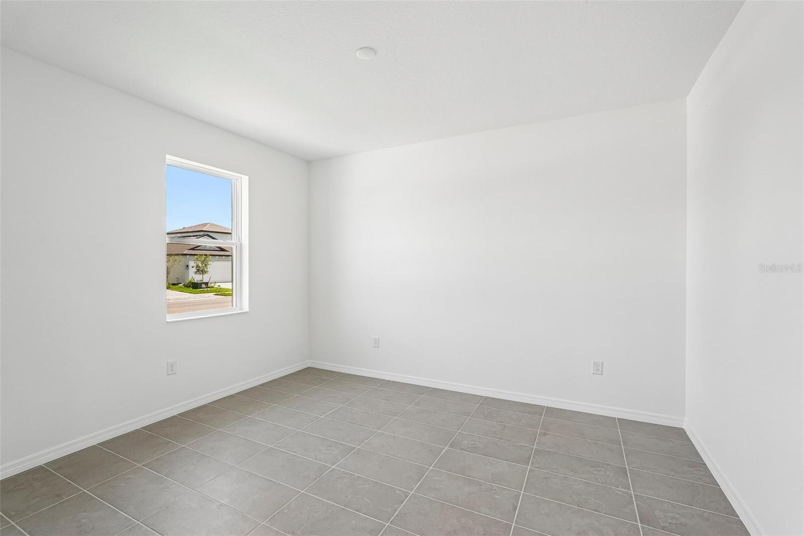 8705 CANARD CV — photo 9