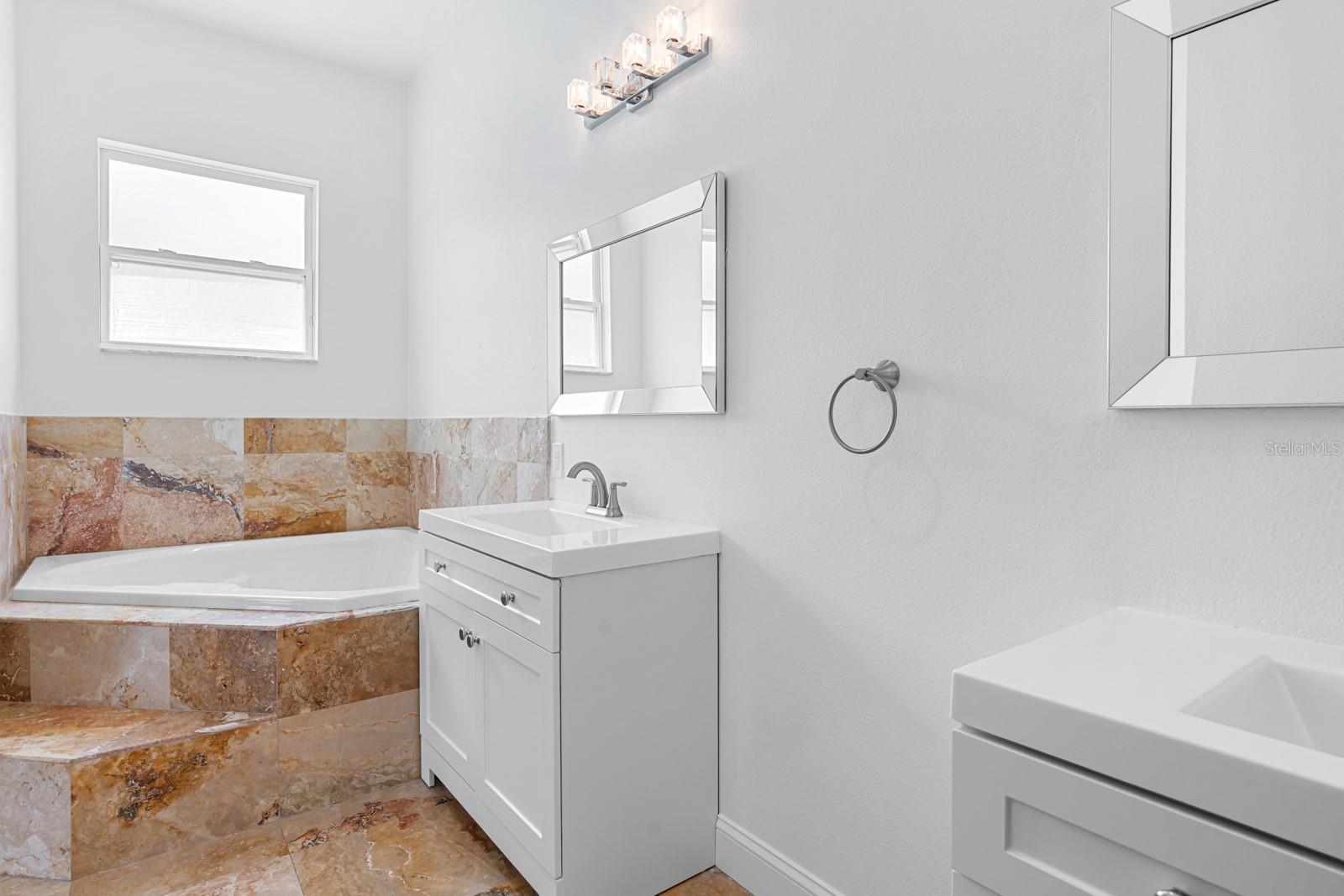11250 MCMULLEN RD — photo 12
