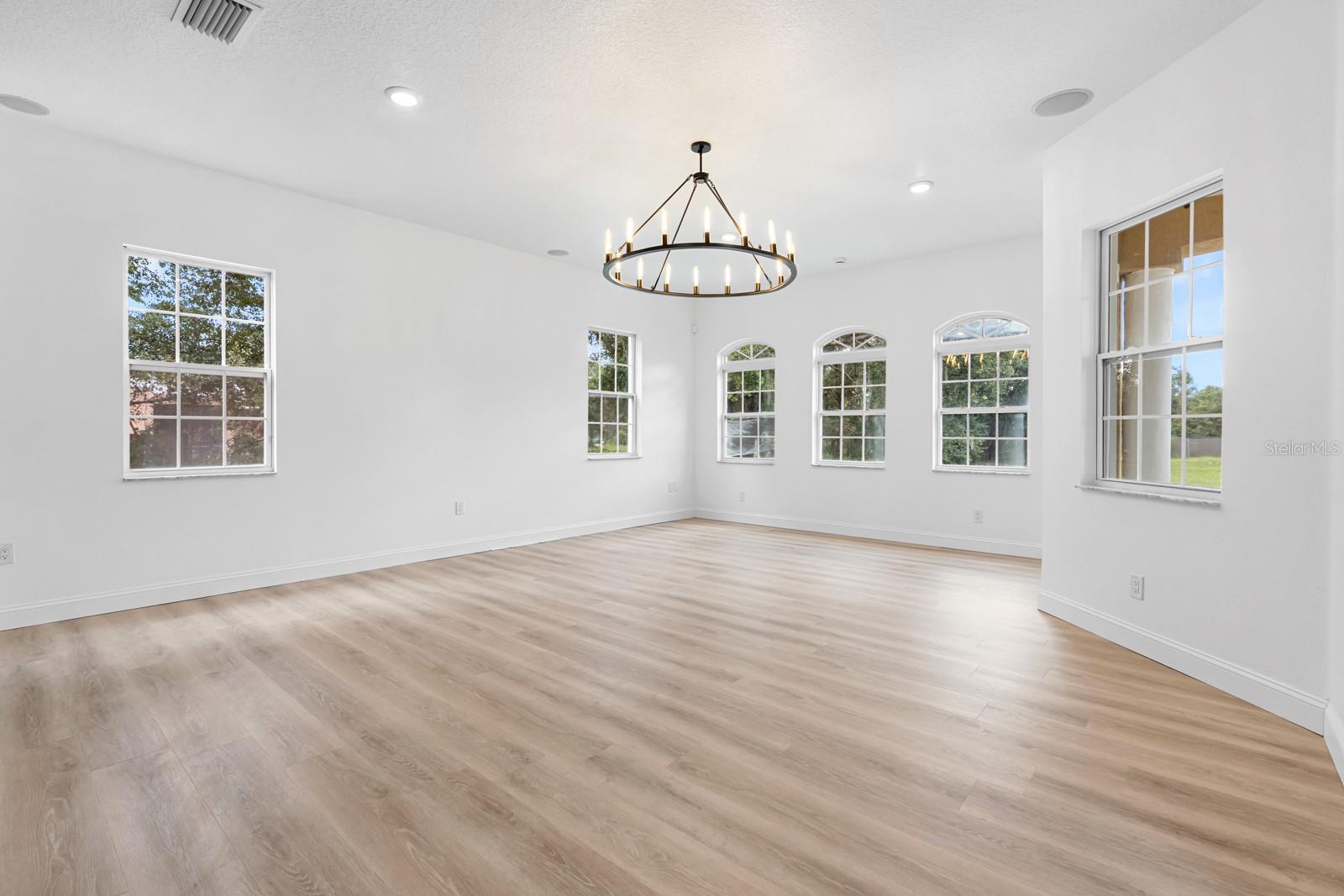 11250 MCMULLEN RD — photo 42