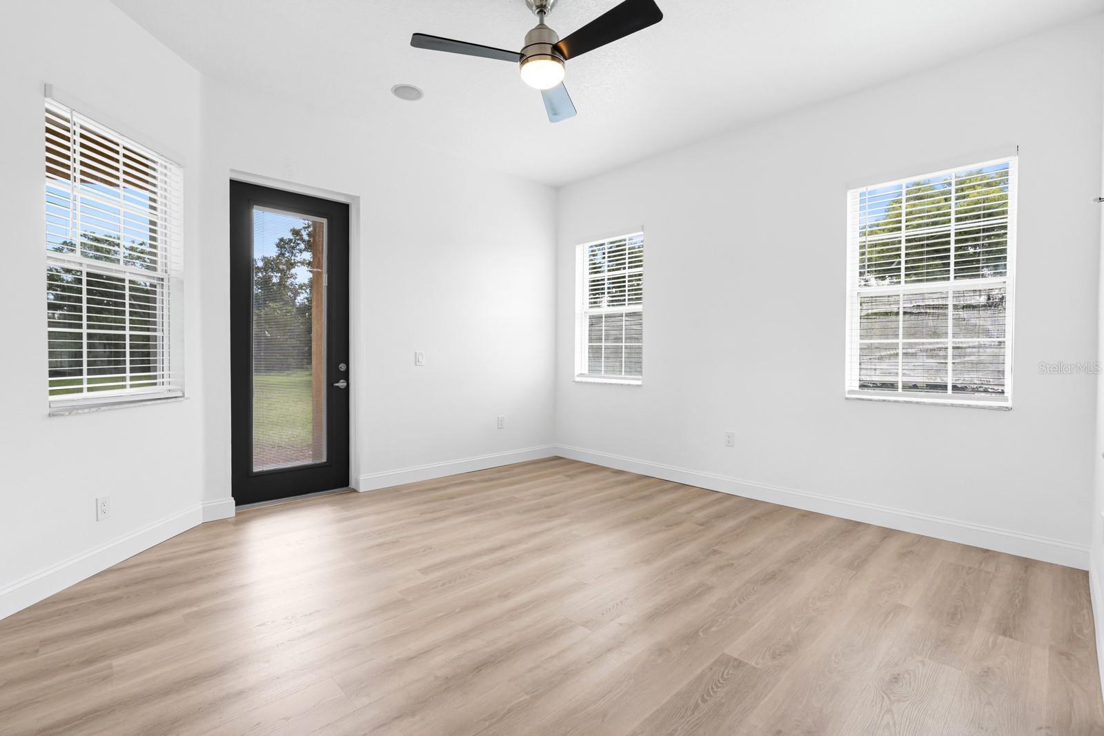 11250 MCMULLEN RD — photo 7