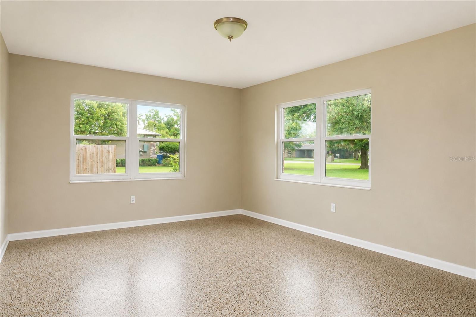 6008 BOB HEAD RD — photo 3