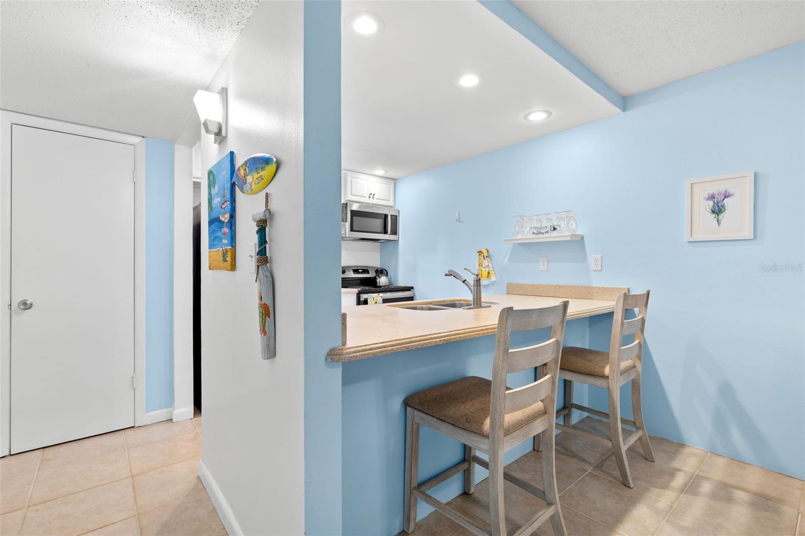 12760 INDIAN ROCKS RD #107 — photo 4