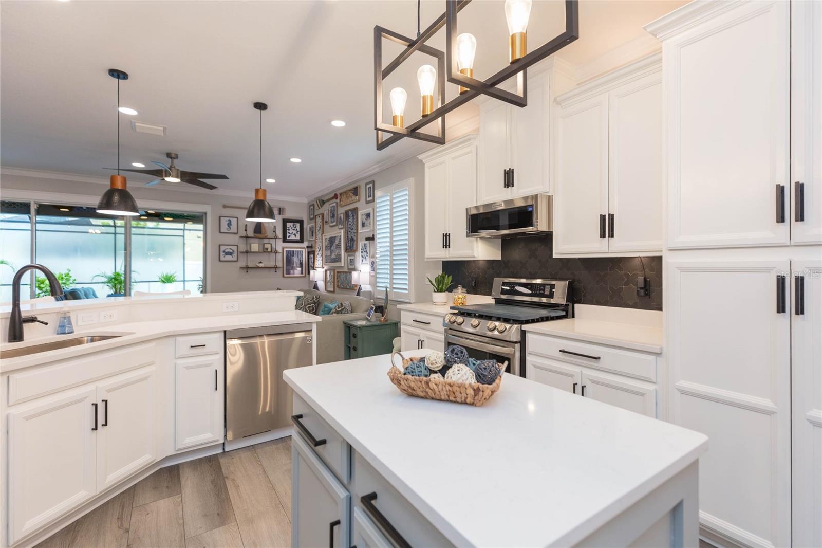 1664 VIRGINIA WILLOW DR — photo 10