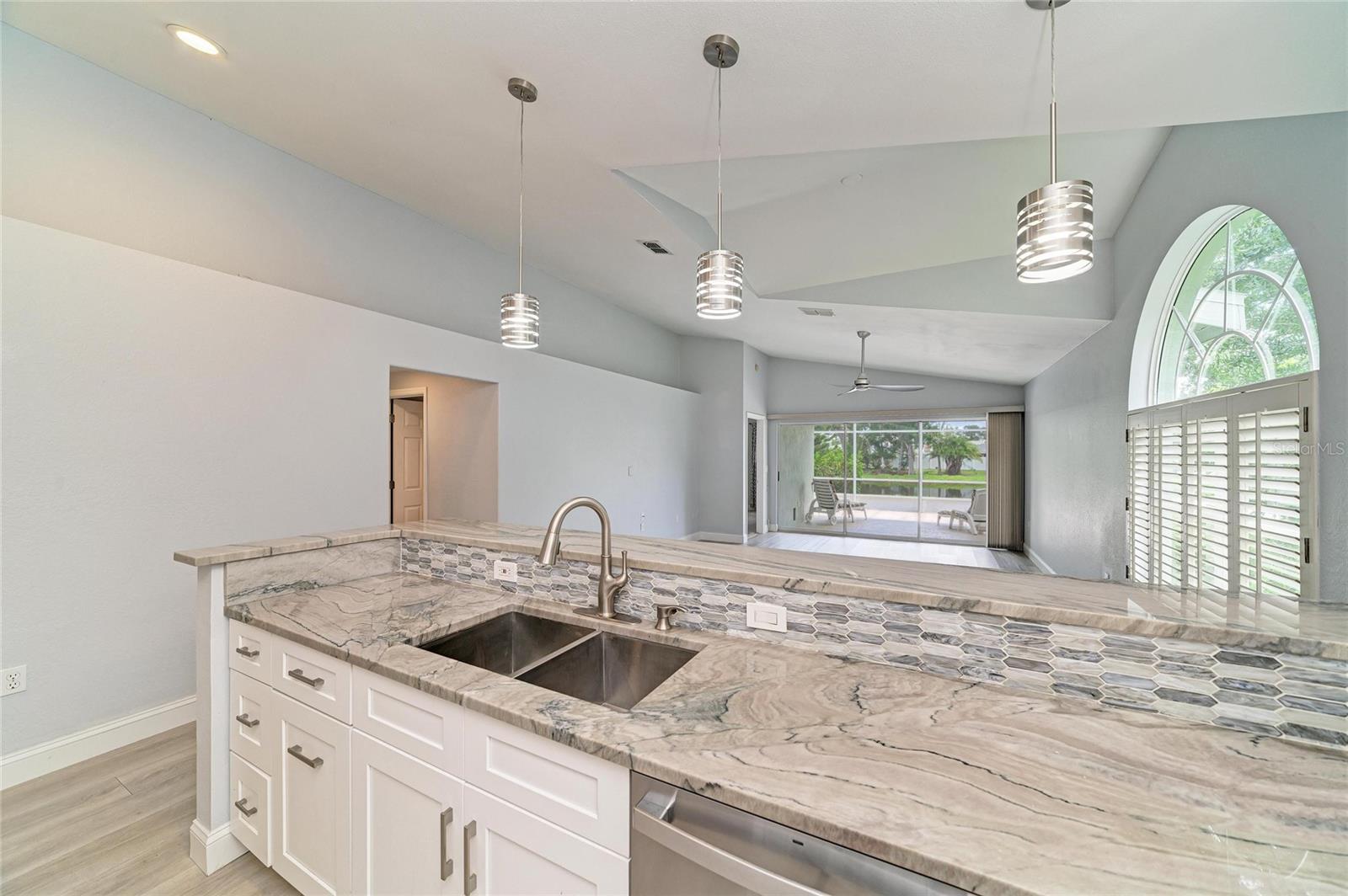 7488 ELEANOR CIR — photo 20