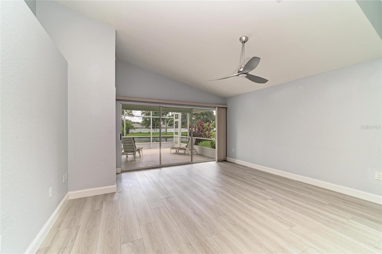 7488 ELEANOR CIR — photo 31
