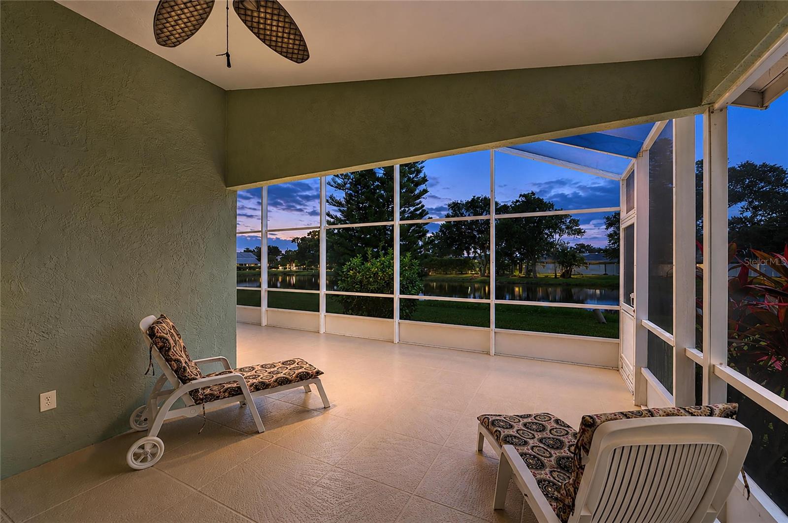 7488 ELEANOR CIR — photo 10