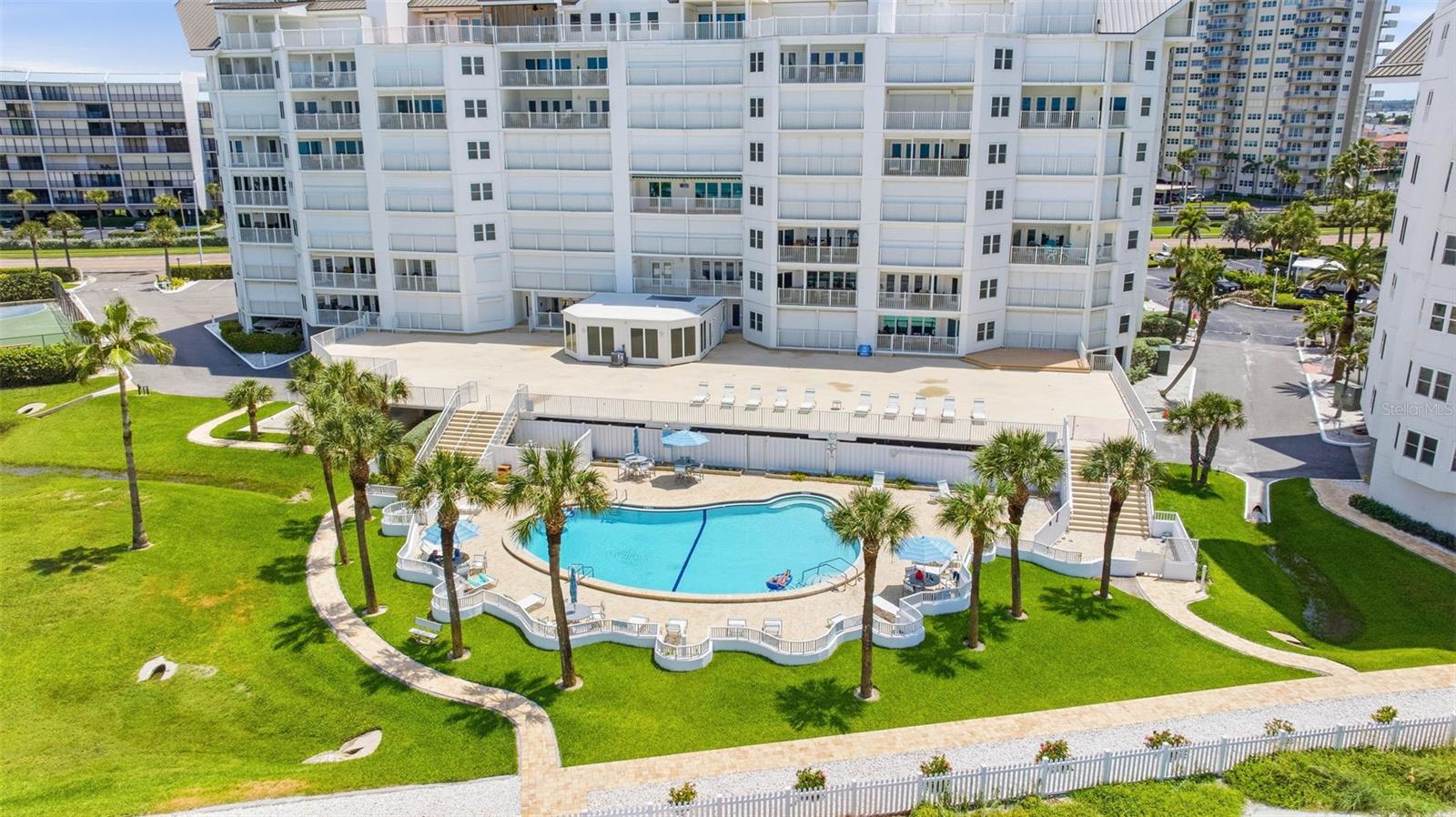 1586 GULF BLVD #2502 — photo 3