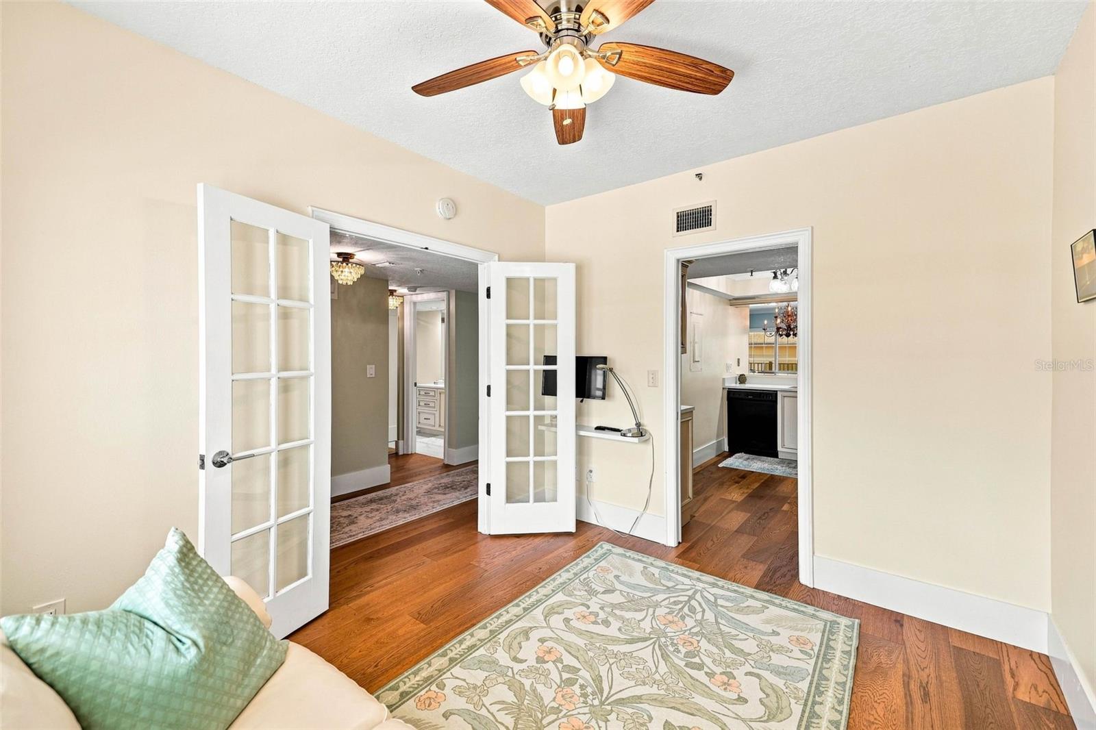 1586 GULF BLVD #2502 — photo 22