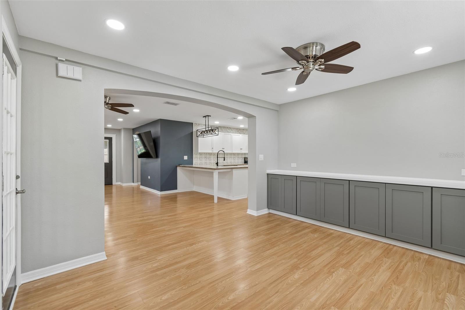 9329 AMAZON DR — photo 12