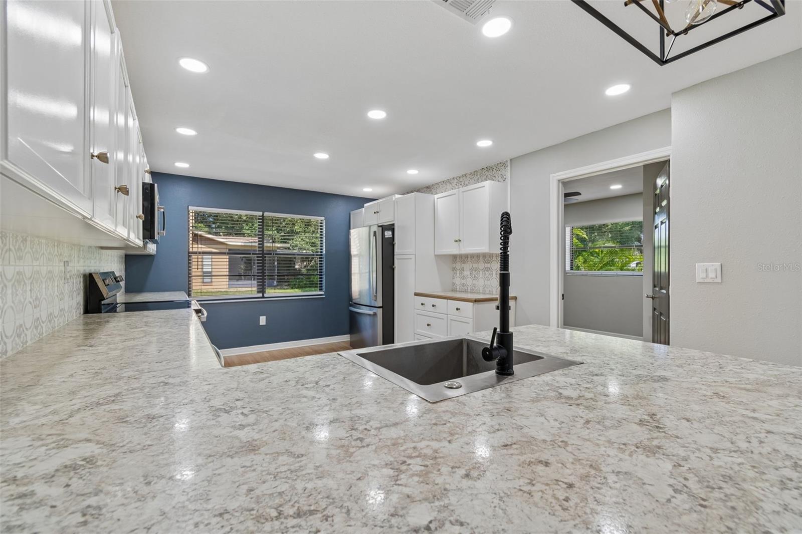 9329 AMAZON DR — photo 16