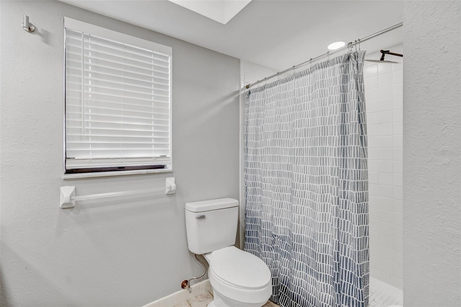 9329 AMAZON DR — photo 26