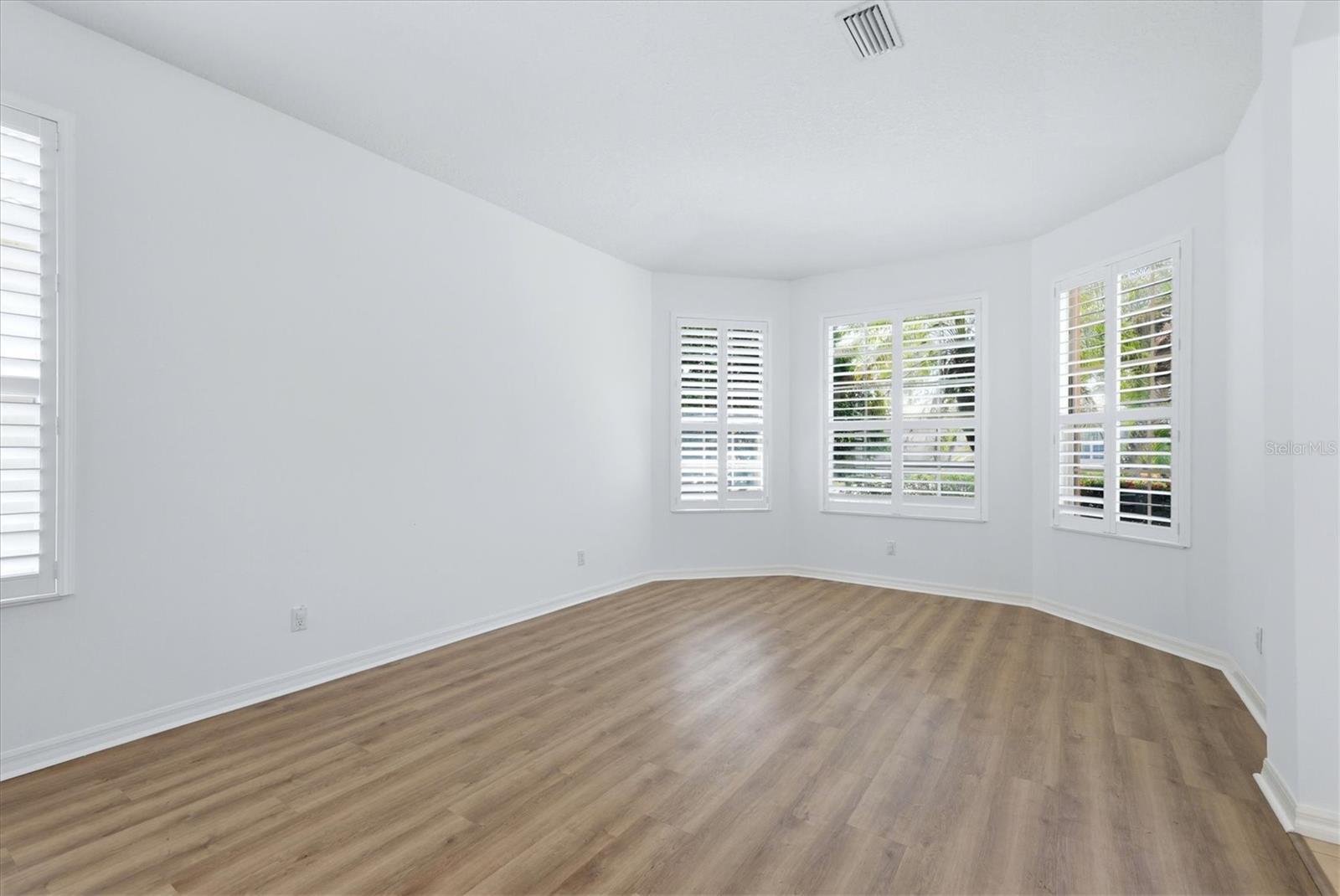 9089 WILLOW BROOK DR — photo 9