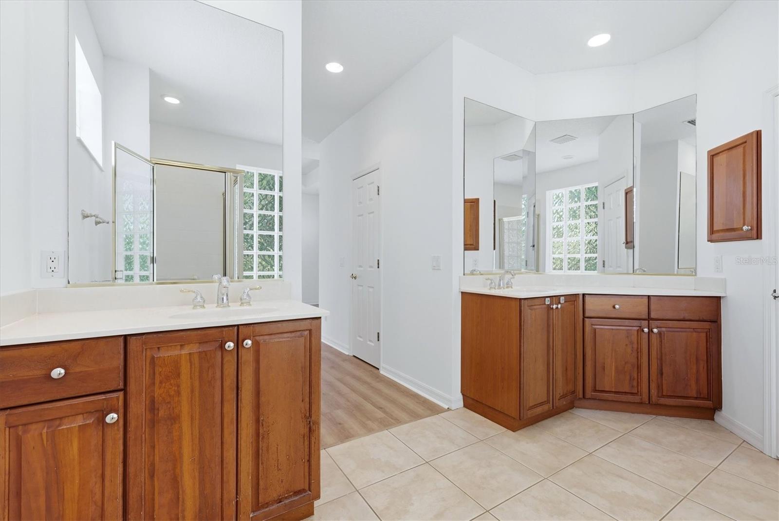 9089 WILLOW BROOK DR — photo 23