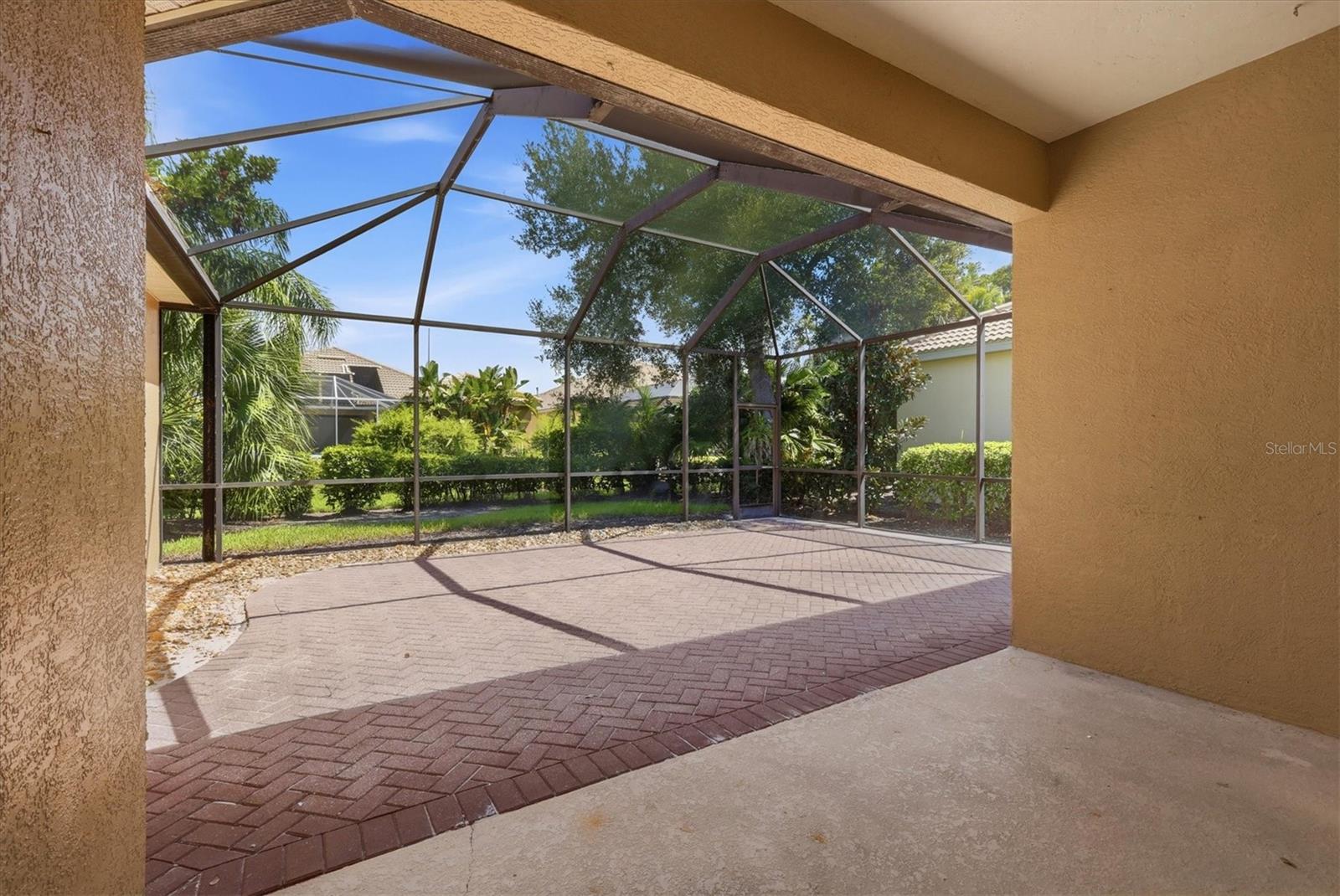 9089 WILLOW BROOK DR — photo 29