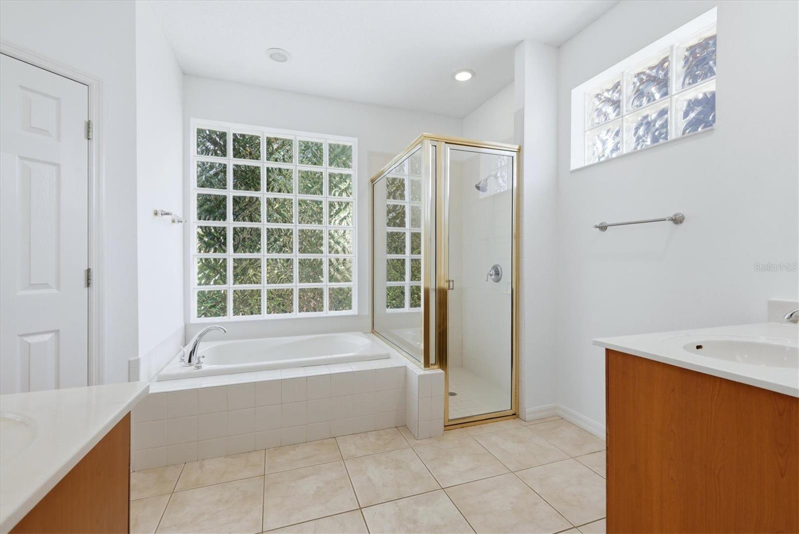 9089 WILLOW BROOK DR — photo 24
