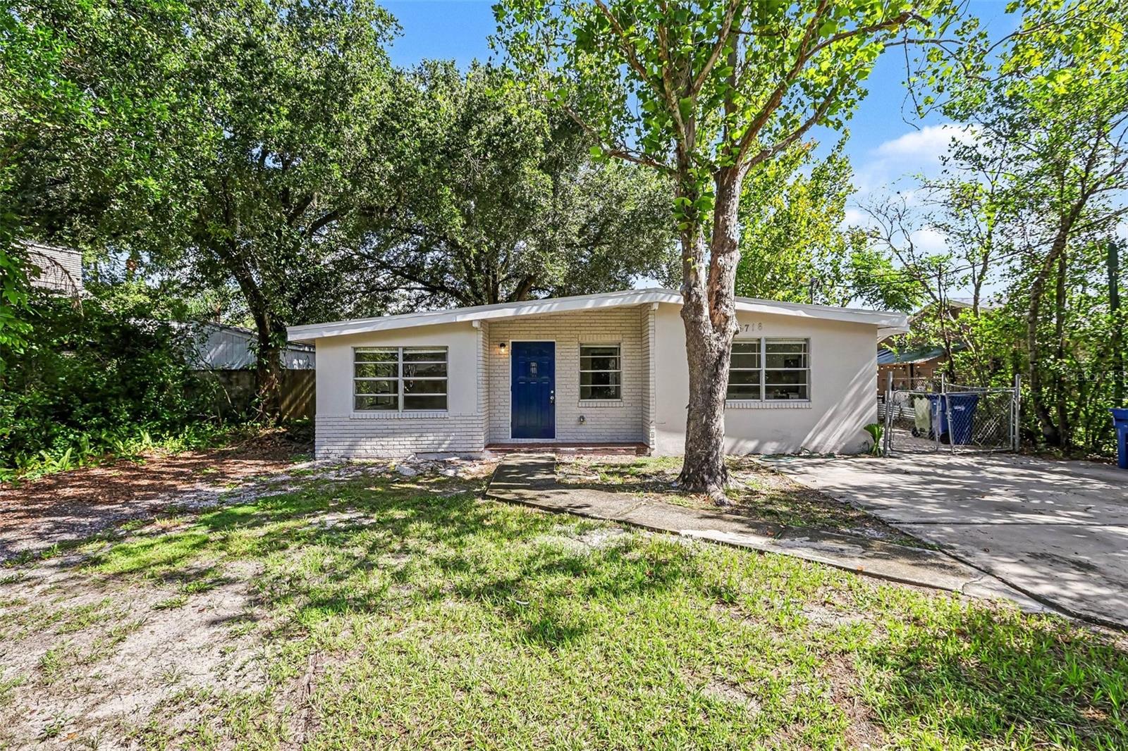 4716 E LINEBAUGH AVE — photo 2