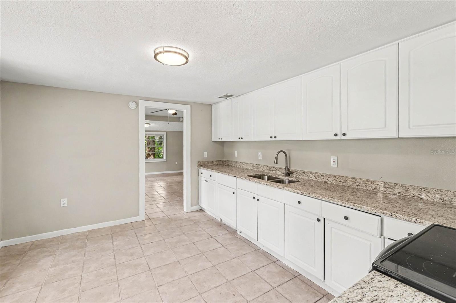 4716 E LINEBAUGH AVE — photo 15