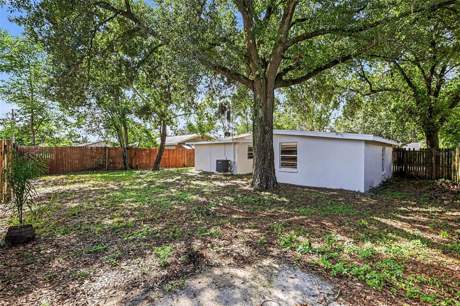 4716 E LINEBAUGH AVE — photo 5