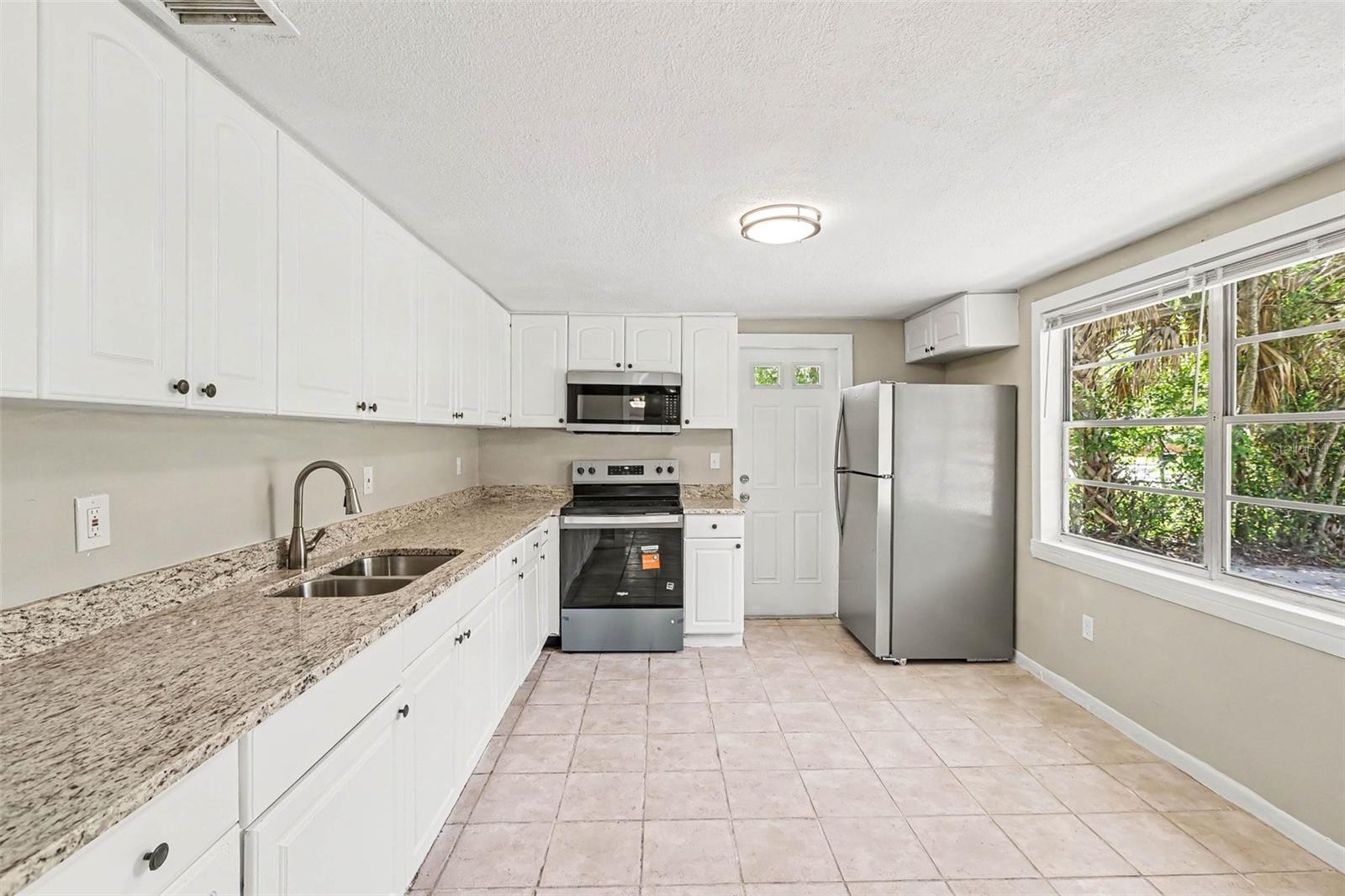 4716 E LINEBAUGH AVE — photo 13