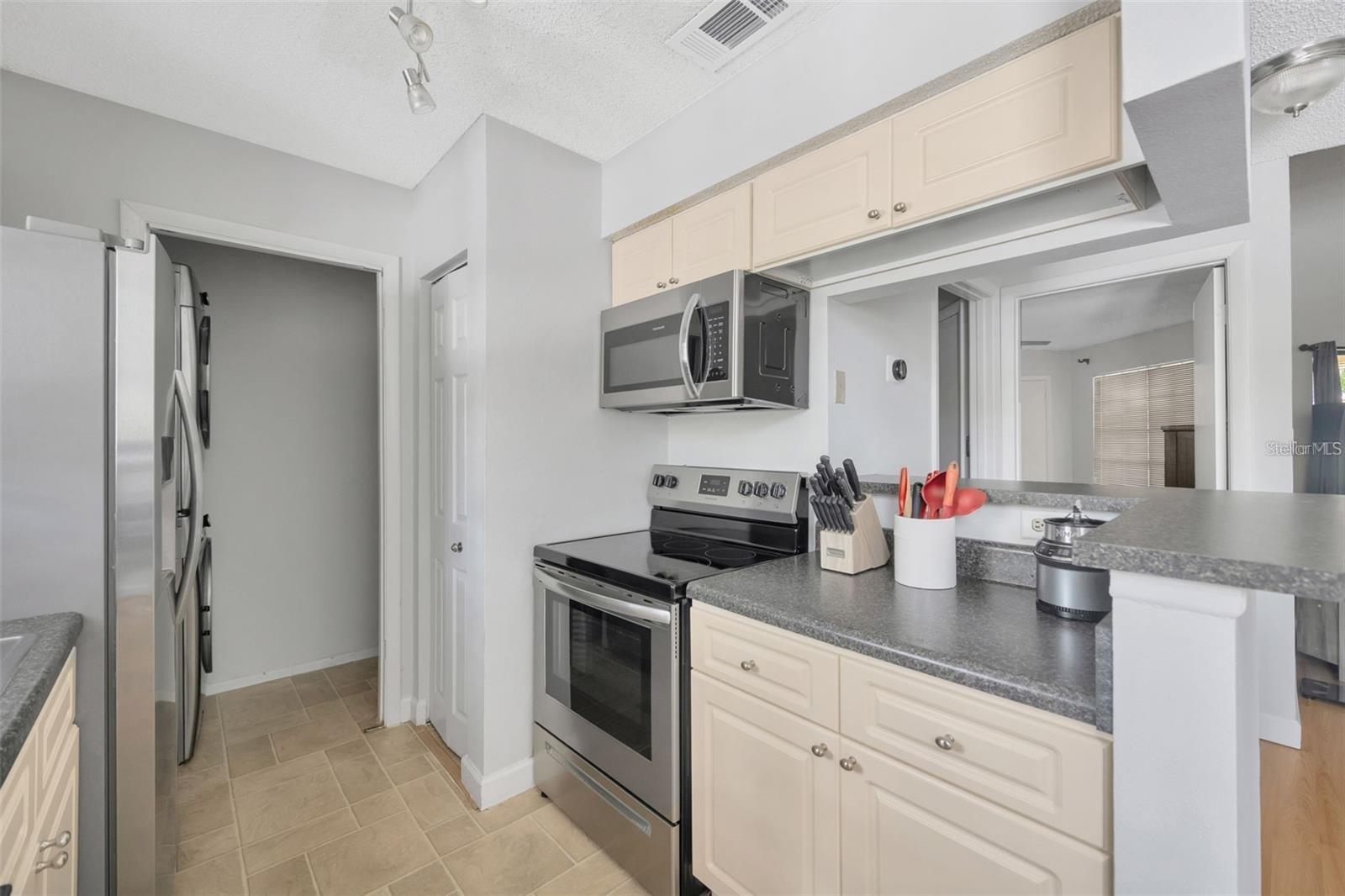 8647 MALLARD RESERVE DR #205 — photo 8