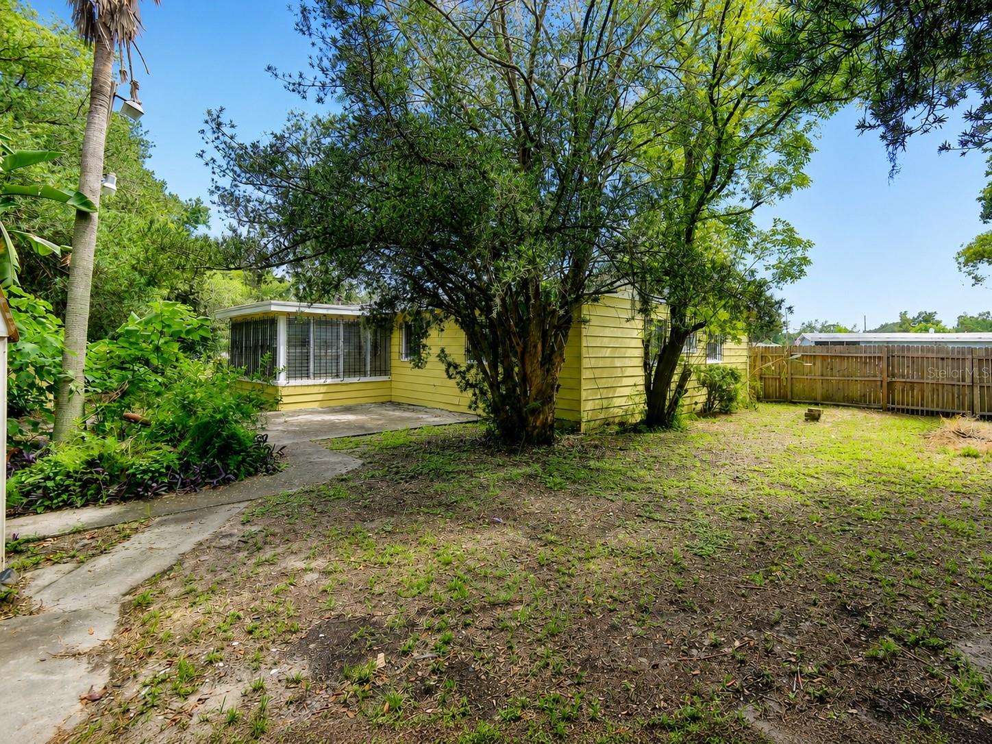 1522 TILSEN DR — photo 22