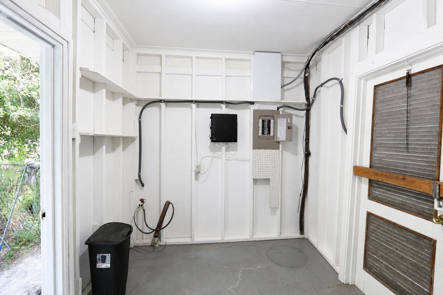 1522 TILSEN DR — photo 17