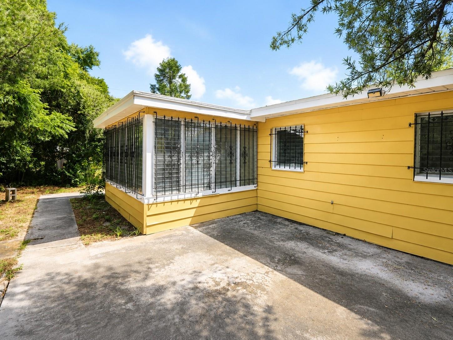 1522 TILSEN DR — photo 20
