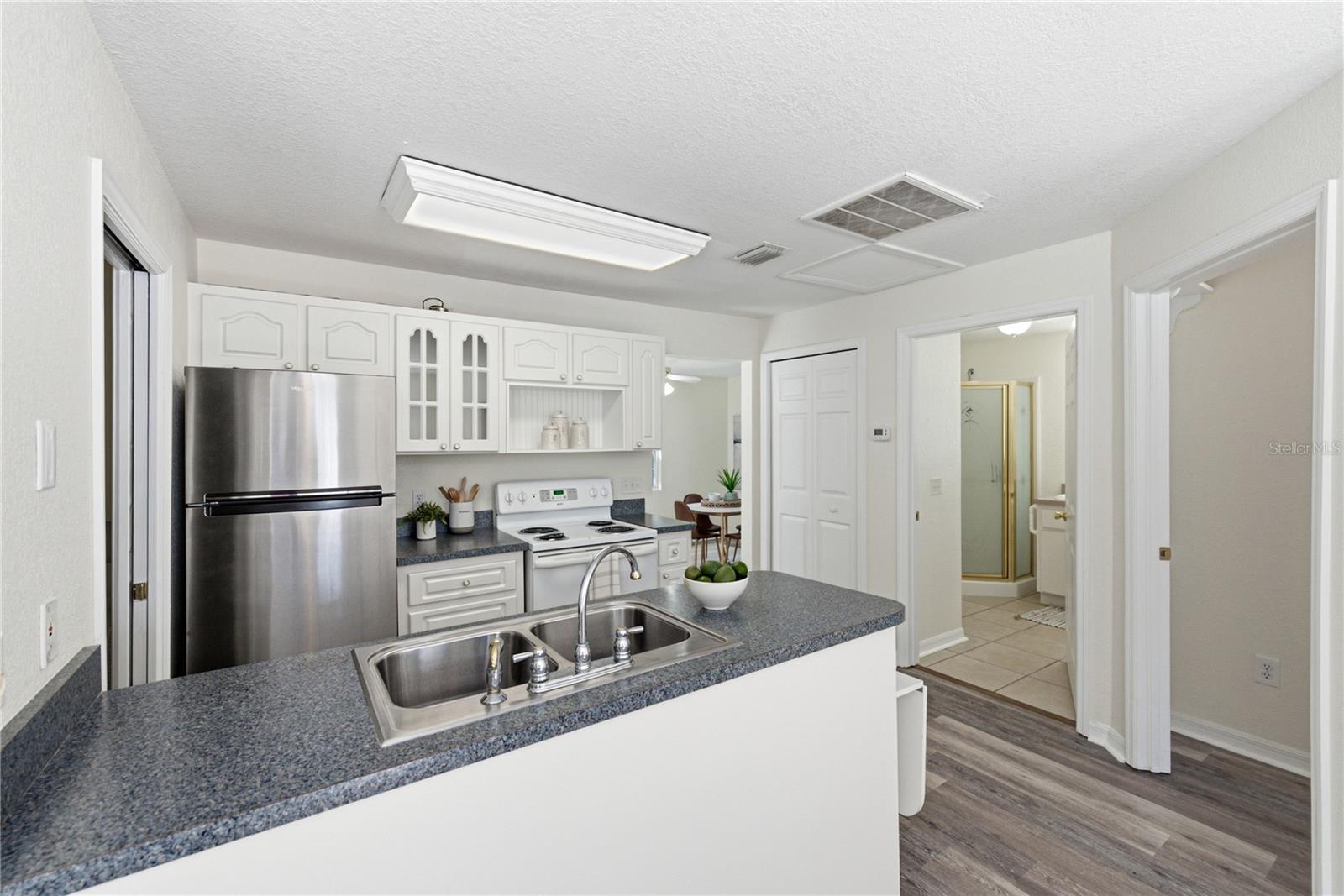 3501 E TRAPNELL RD — photo 73