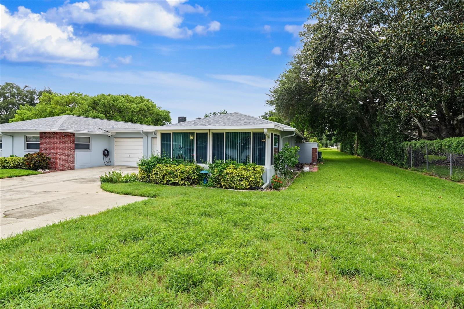 1614 BERWICK CT #D — photo 24