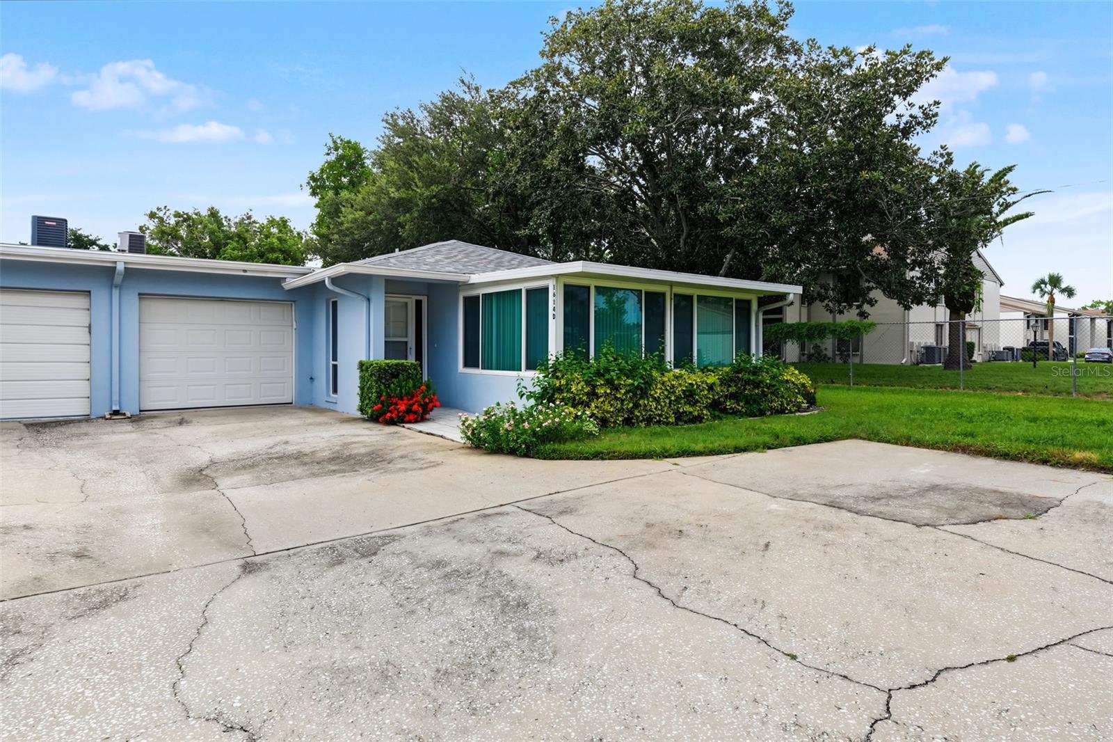 1614 BERWICK CT #D — photo 23