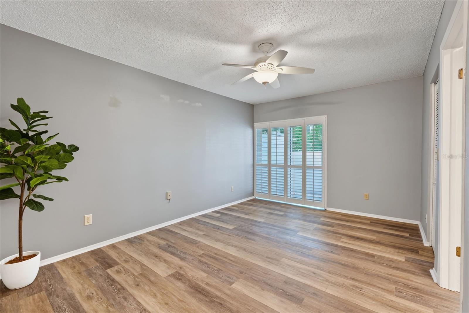 1614 BERWICK CT #D — photo 14