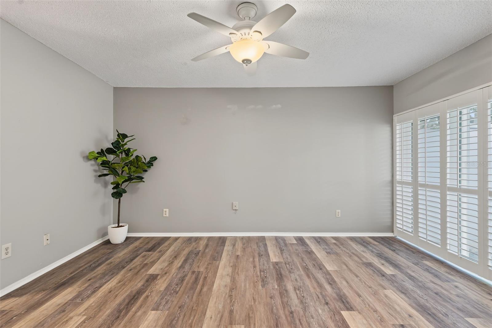 1614 BERWICK CT #D — photo 16